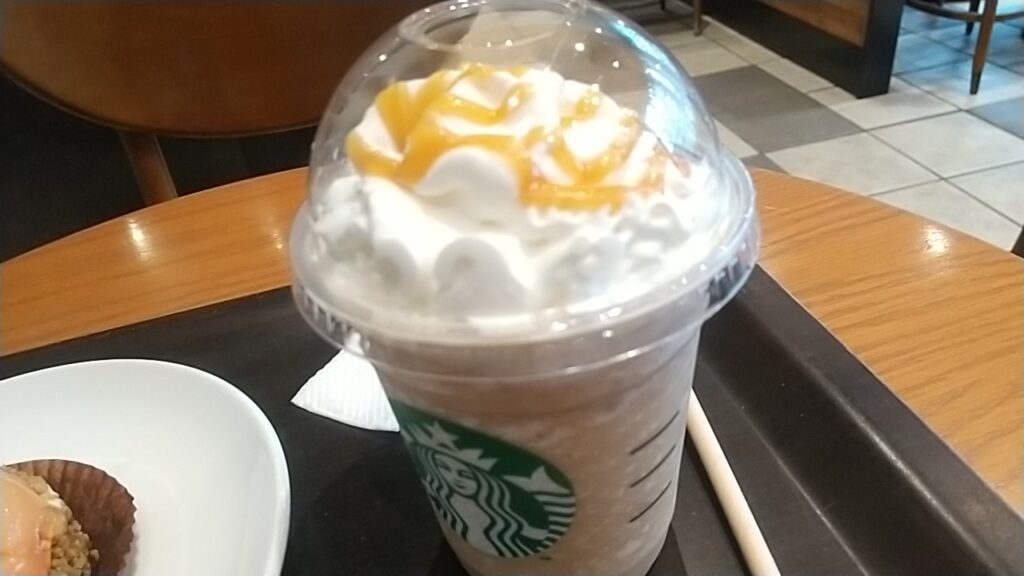 キャラメルフラペチーノ