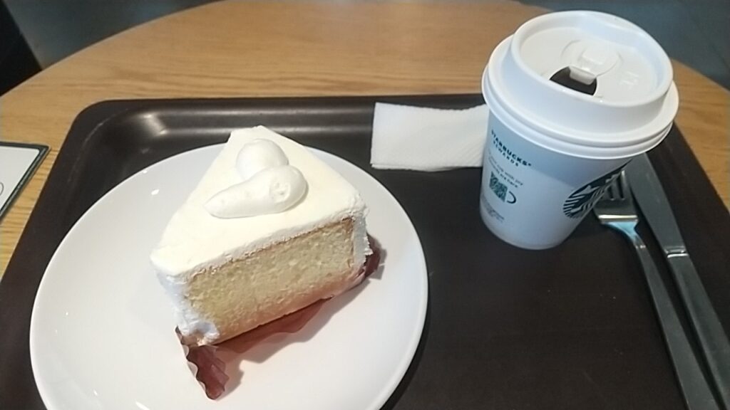 コーヒーとシフォンケーキの組み合わせ