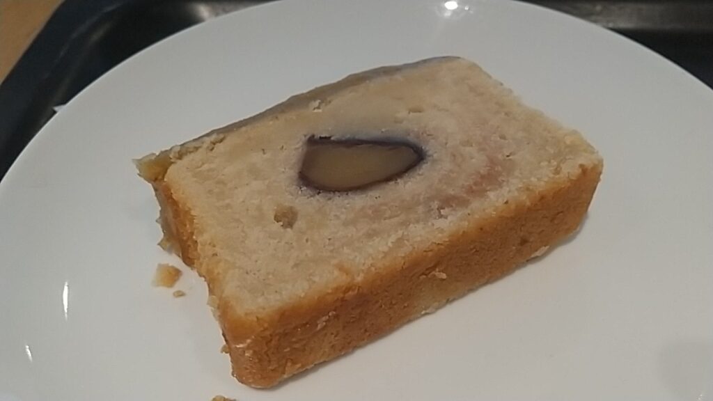 中央に大きな栗の甘露煮